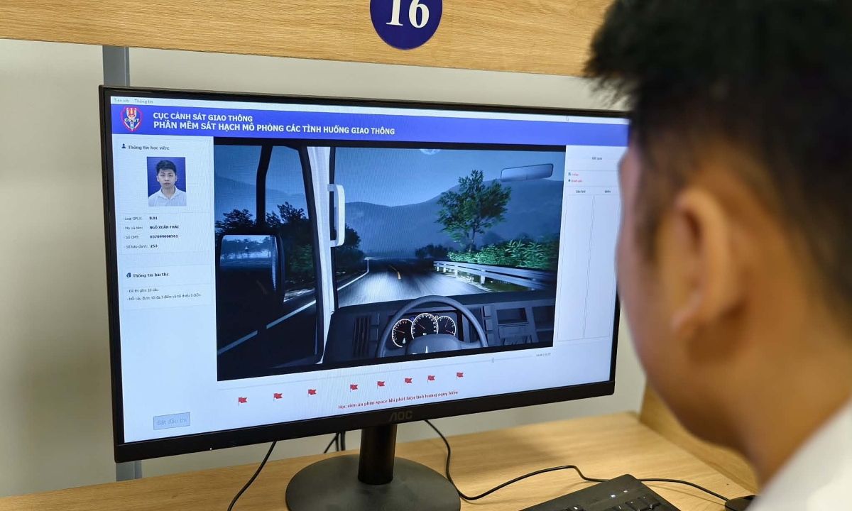 Từ tháng 5, học viên phải xem video tình huống tai nạn trước sát hạch
