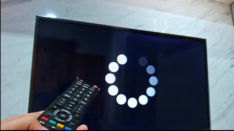 CÁCH XỬ LÝ TIVI BỊ CHẬM VÀ PHẢN HỒI LÂU KHI SỬ DỤNG