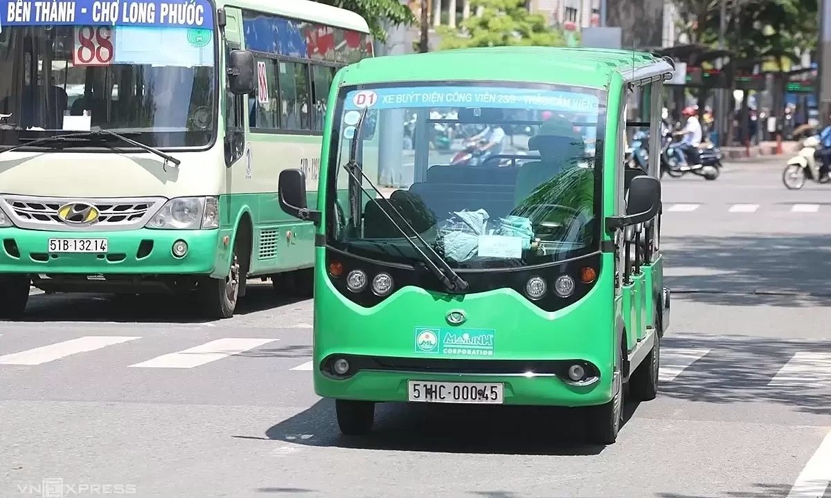 Buýt mini liệu có phù hợp với TP HCM?