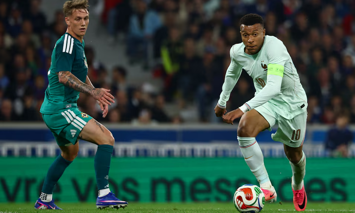 Deschamps: 'Mbappe để dành bàn thắng cho World Cup'