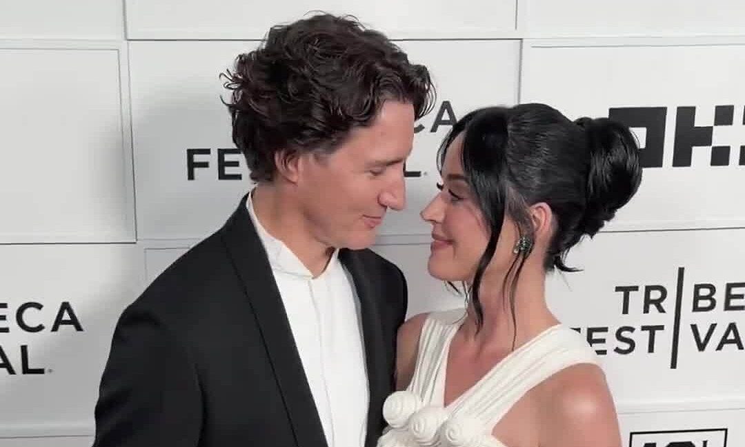 Katy Perry và cựu Thủ tướng Canada lần đầu đi thảm đỏ