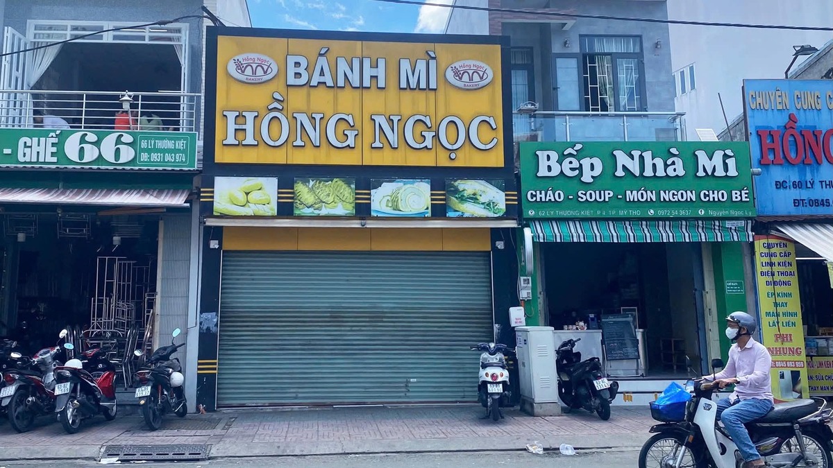 22 người nghi ngộ độc sau khi ăn bánh mì