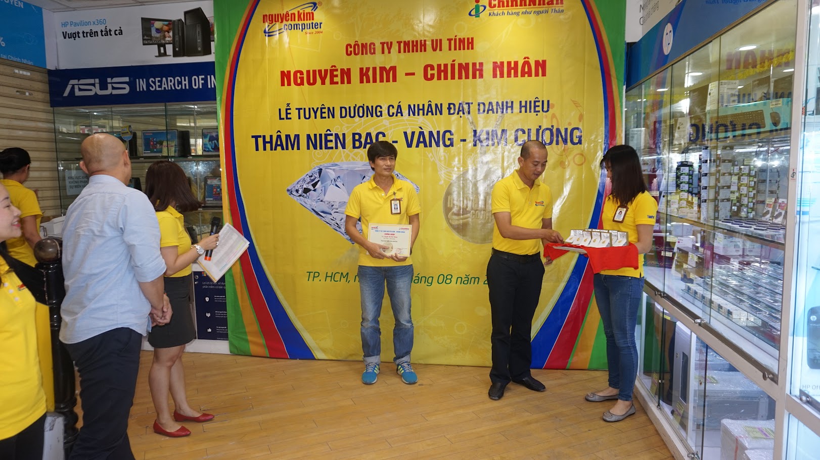 tham-nien-2017-2.JPG