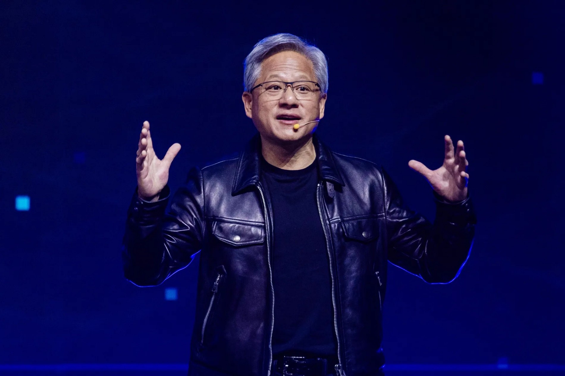 &ocirc;ng jensen huang.jpg